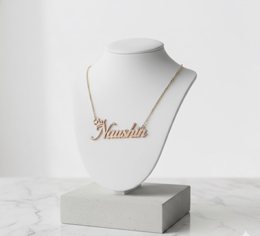 The Royal Cursive Pendant